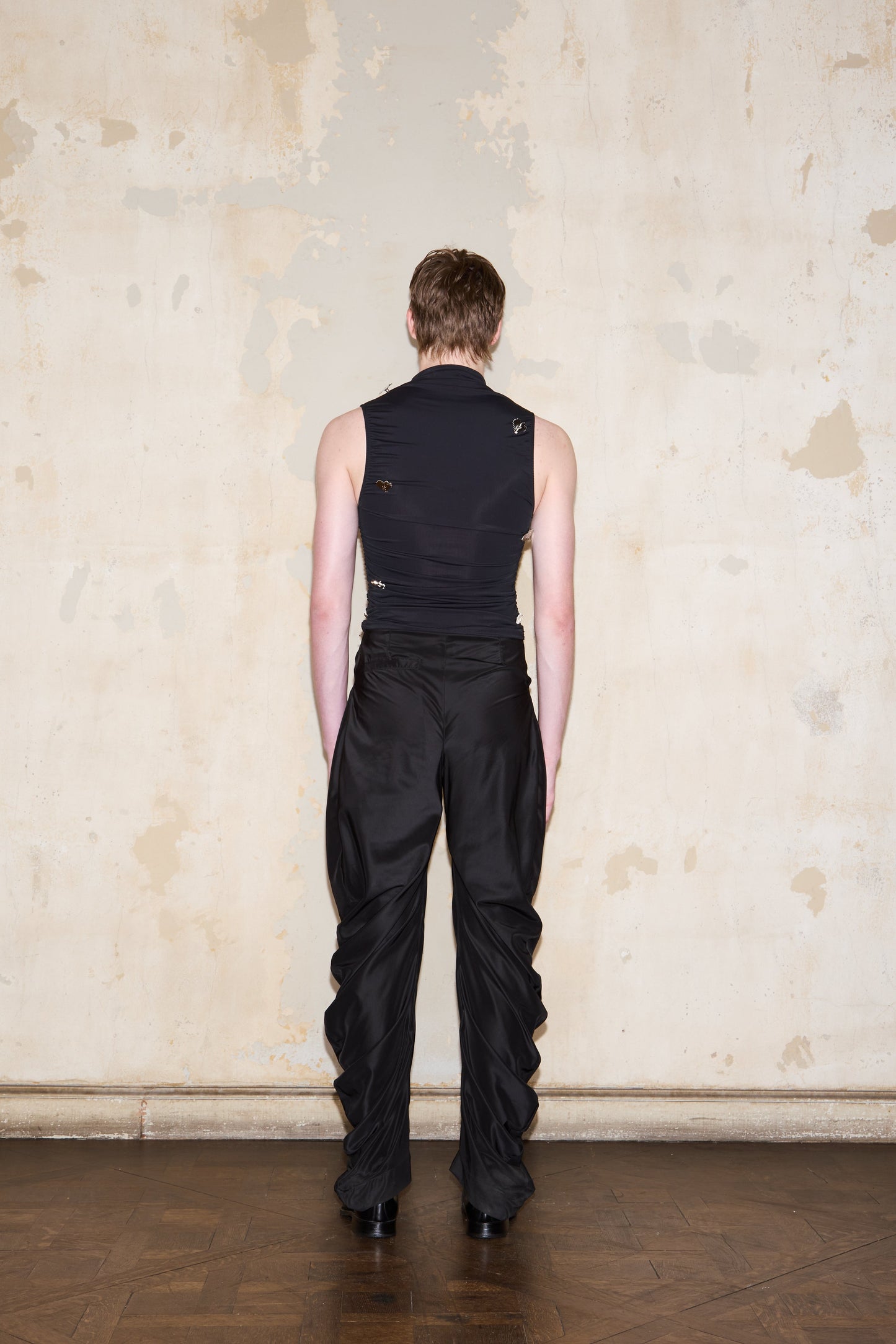 TROXLER TOP BLACK *PRE ORDER*