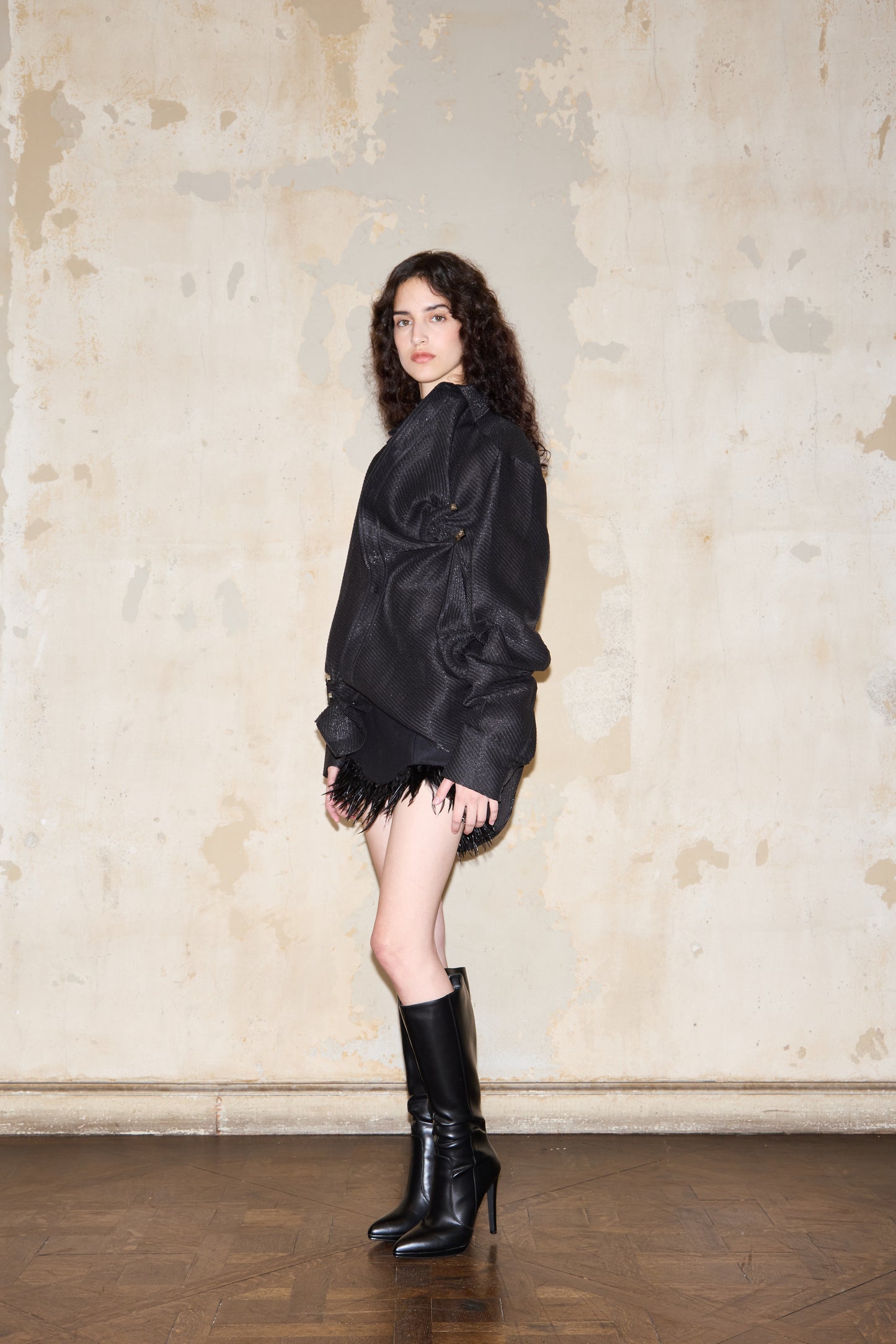 SARAVIA SHIRT BLACK
