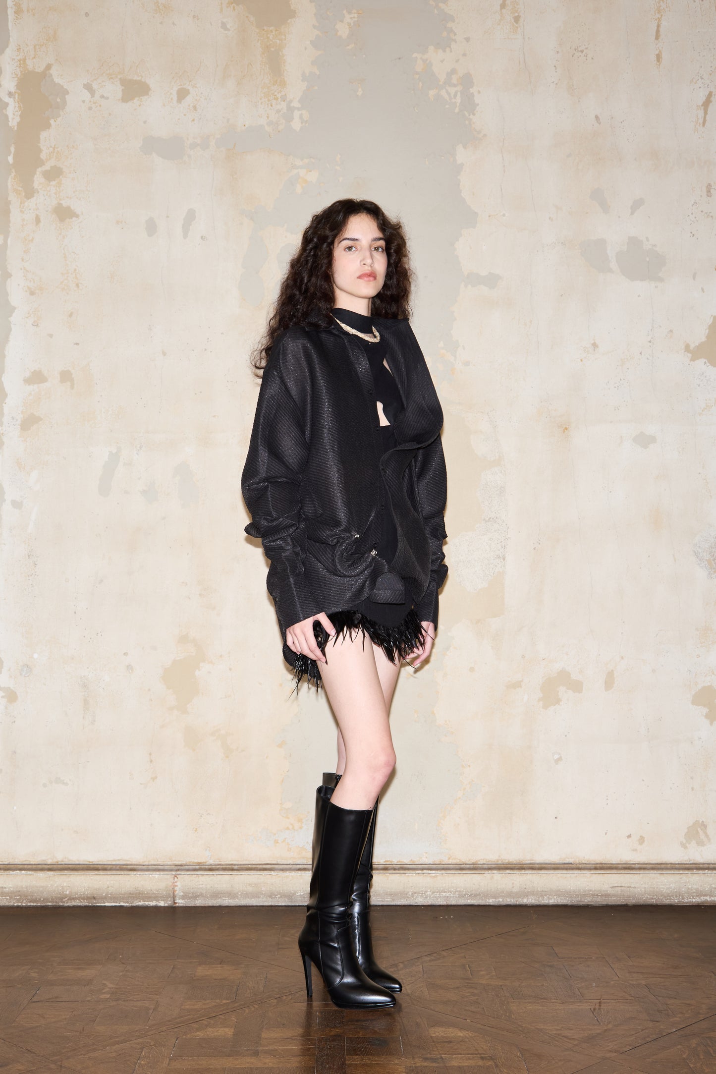 SARAVIA SHIRT BLACK