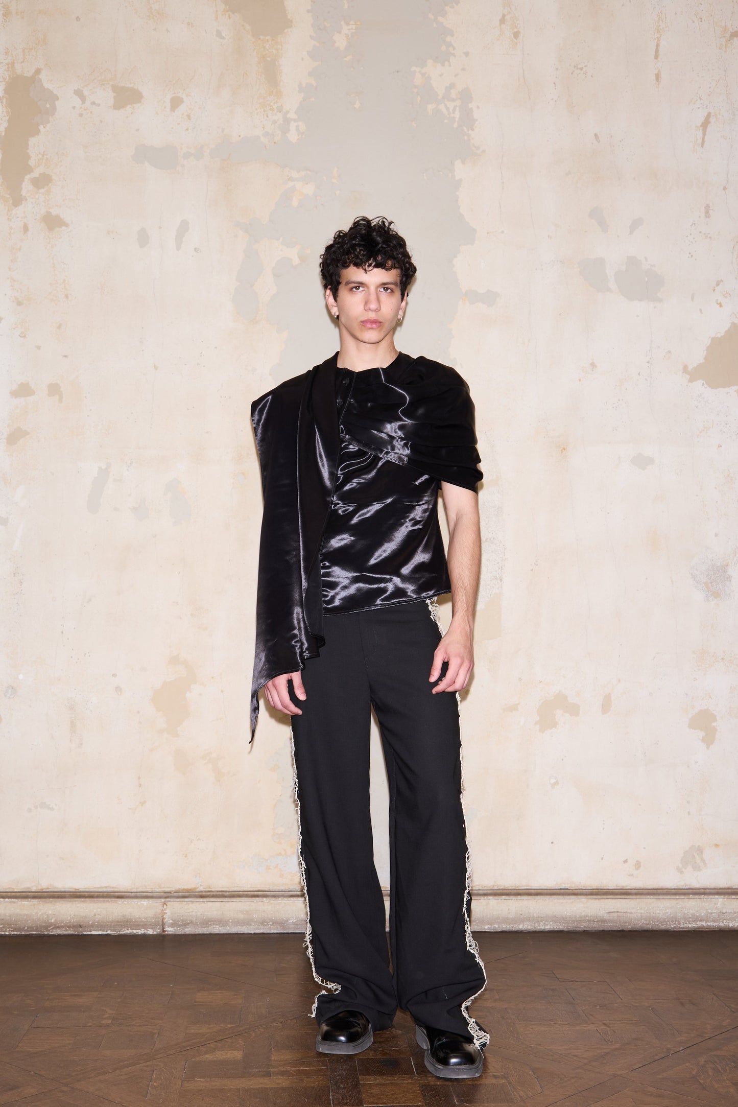 CERRITO BLOUSE BLACK SATIN