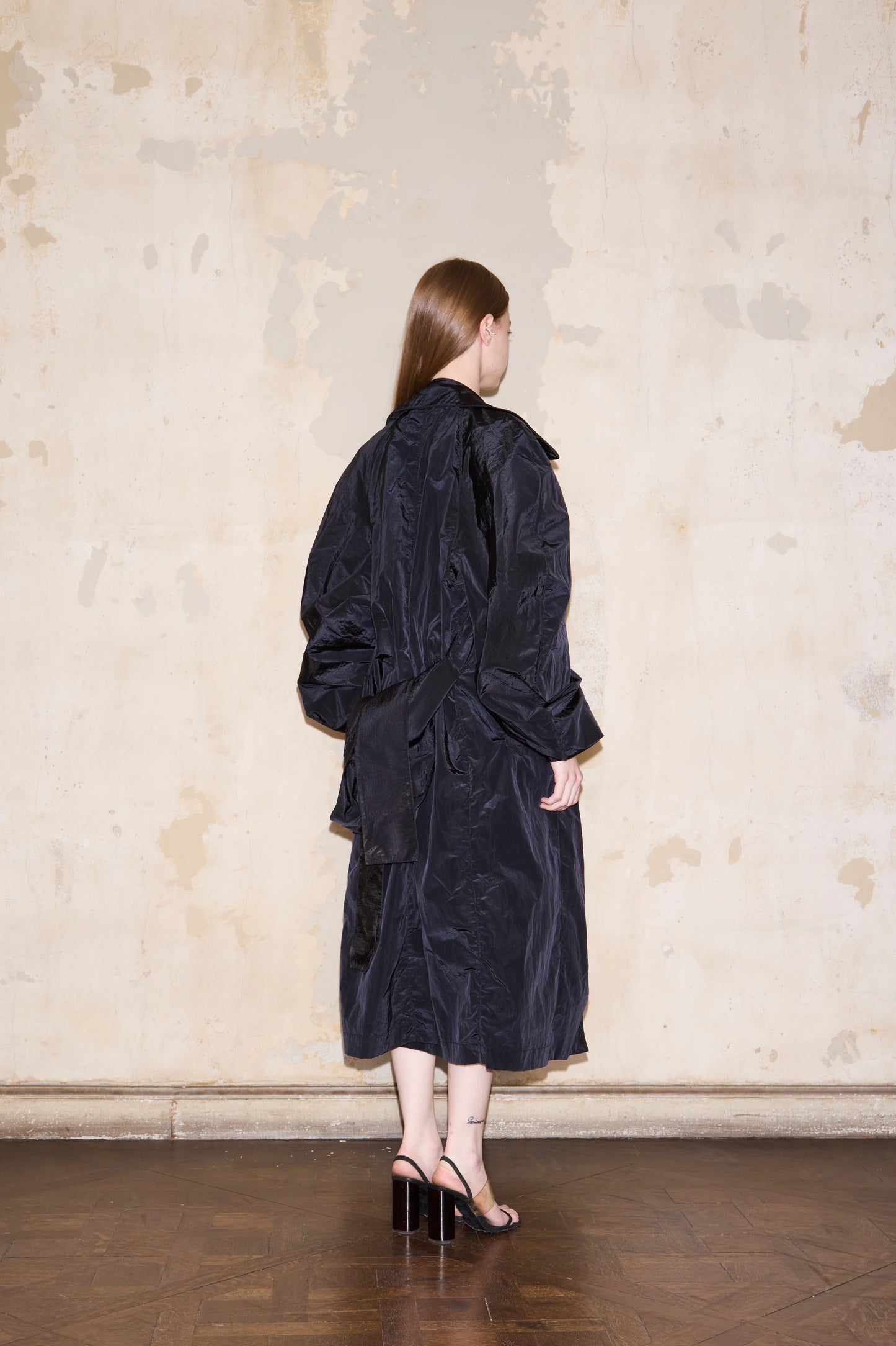 TEMPLE TRENCH BLACK
