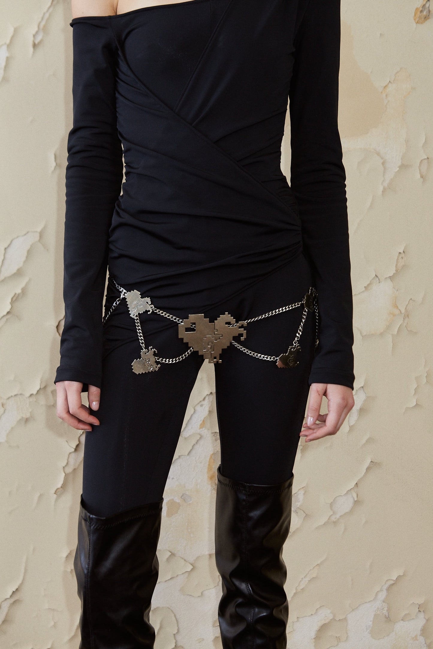 HARNESS ESQUINA x NIPPER  *PRE-ORDER*